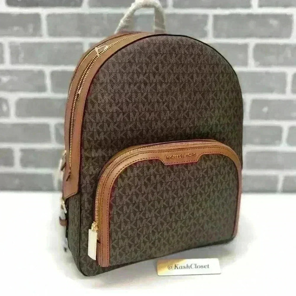 Michael Kors Backpack Jaycee Large Pocket Bag MK Signature Brown main image 8